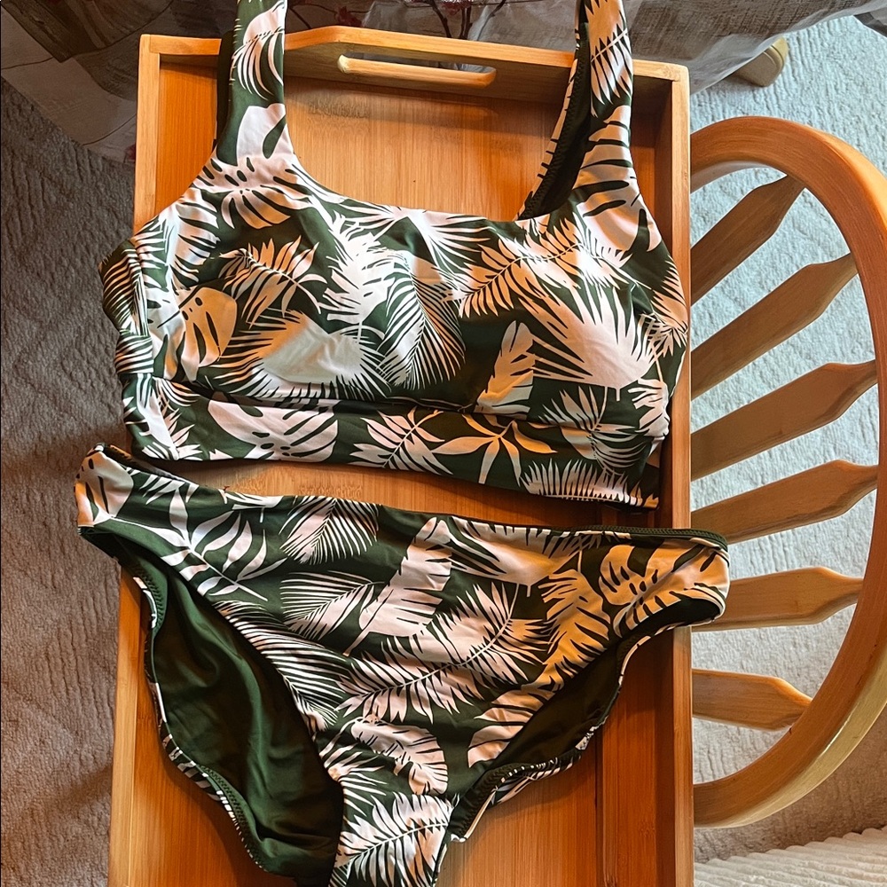 Tropical Leaf Print Bikini Set